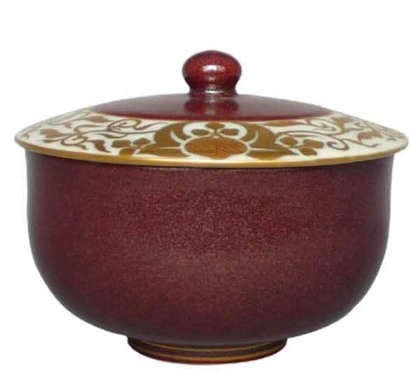 蓋付汲出　鉄砂　金襴　菊桐  『東哉』