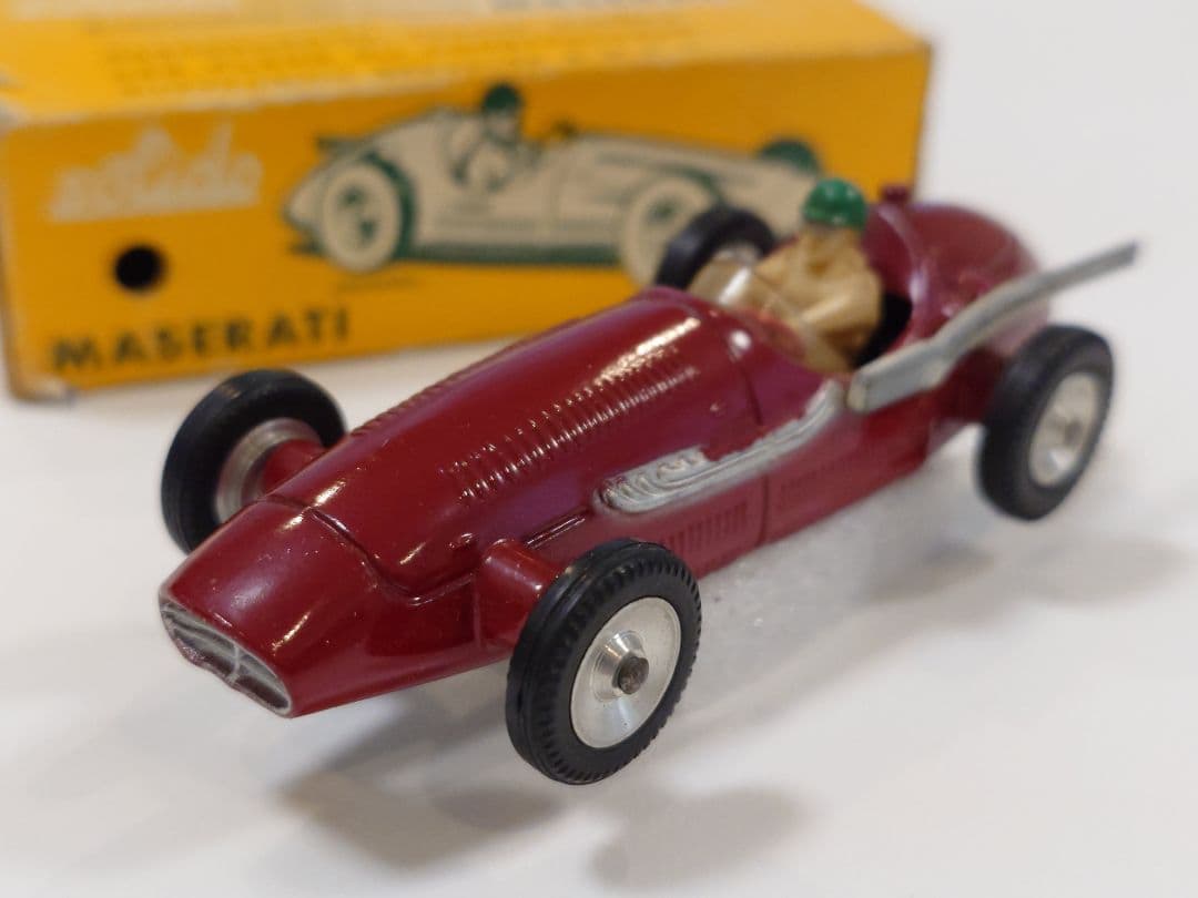 SOLIDO REF 102 MASERATI （④red）