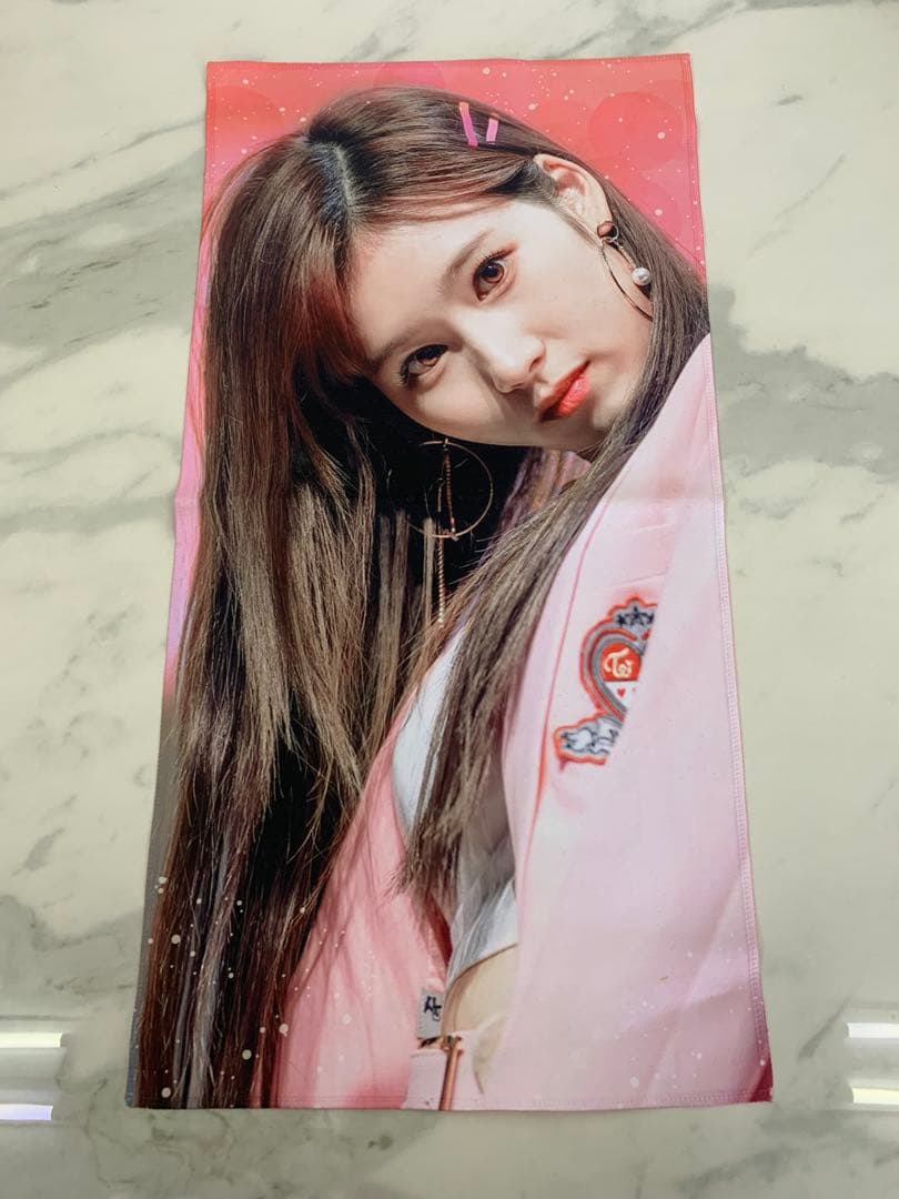 ＋ TWICE まとめ売りうちわ タオル フォト KPOP