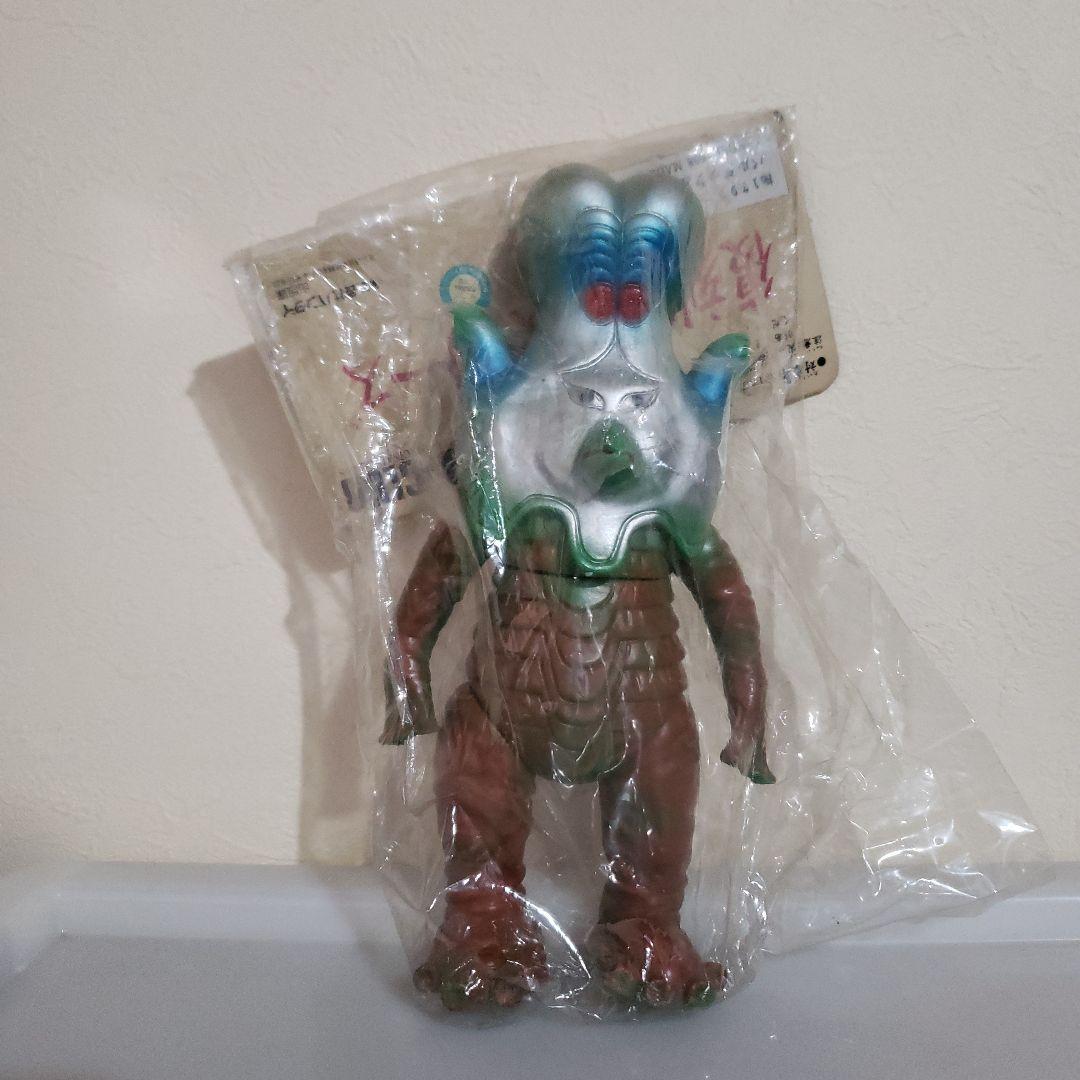 バンダイ　ソフビ　バルダック星人フィギュア 1998年製 B-CLUB