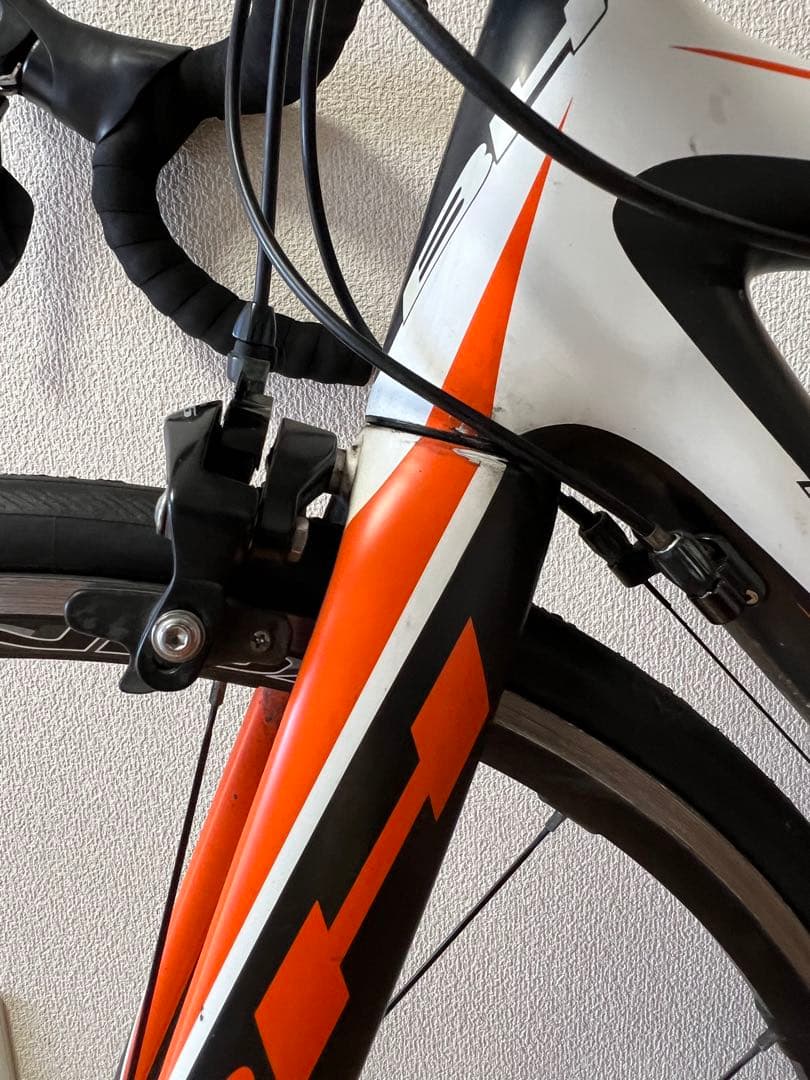 BH Prizma 2012 ロードバイク　105 440サイズ　カンパ　ゾンダ