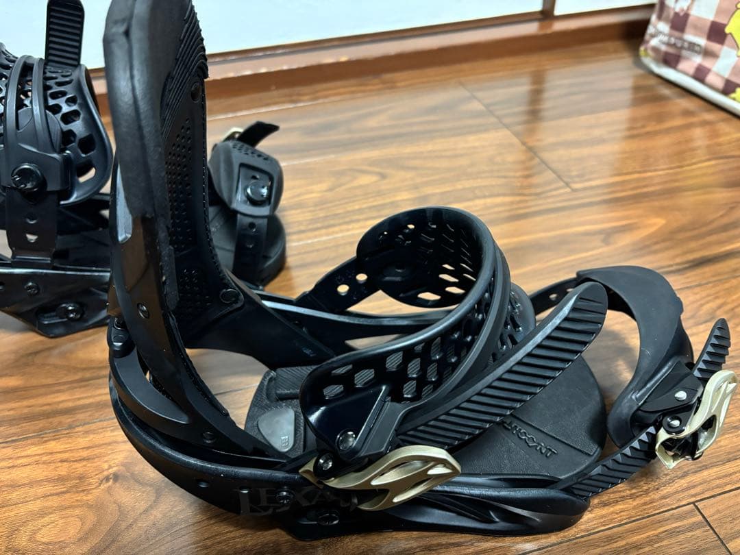 バートン　レクサ　スノーボードビンディング　バインディング