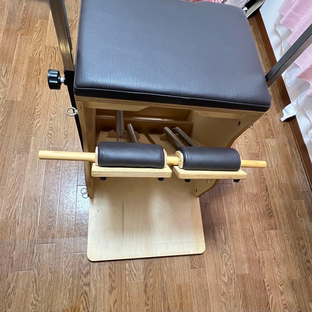 ピラティスマシン　チェアー モーションケアケアピラティス　ブラウン