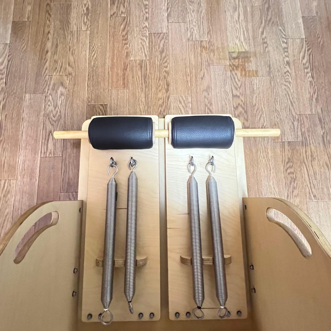 ピラティスマシン　チェアー モーションケアケアピラティス　ブラウン