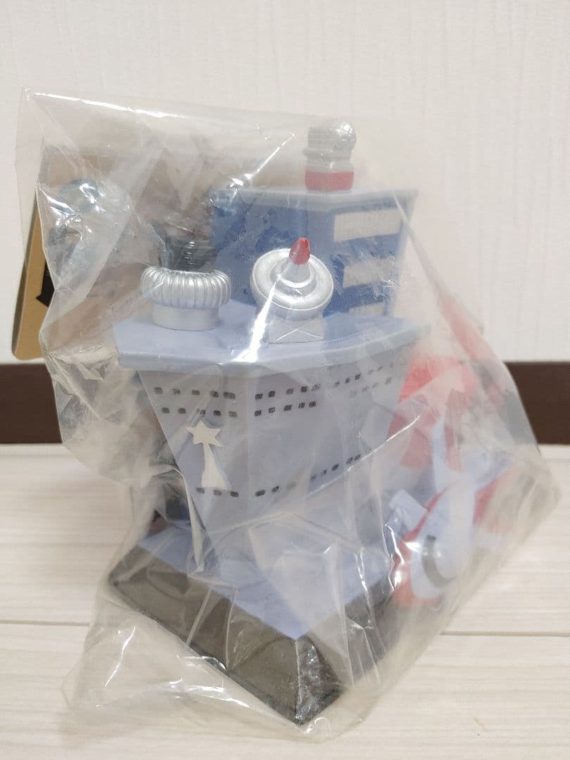 〘超蔵出し品〙マーミット怪獣天国 科学特捜隊基地(１期)ソフビ