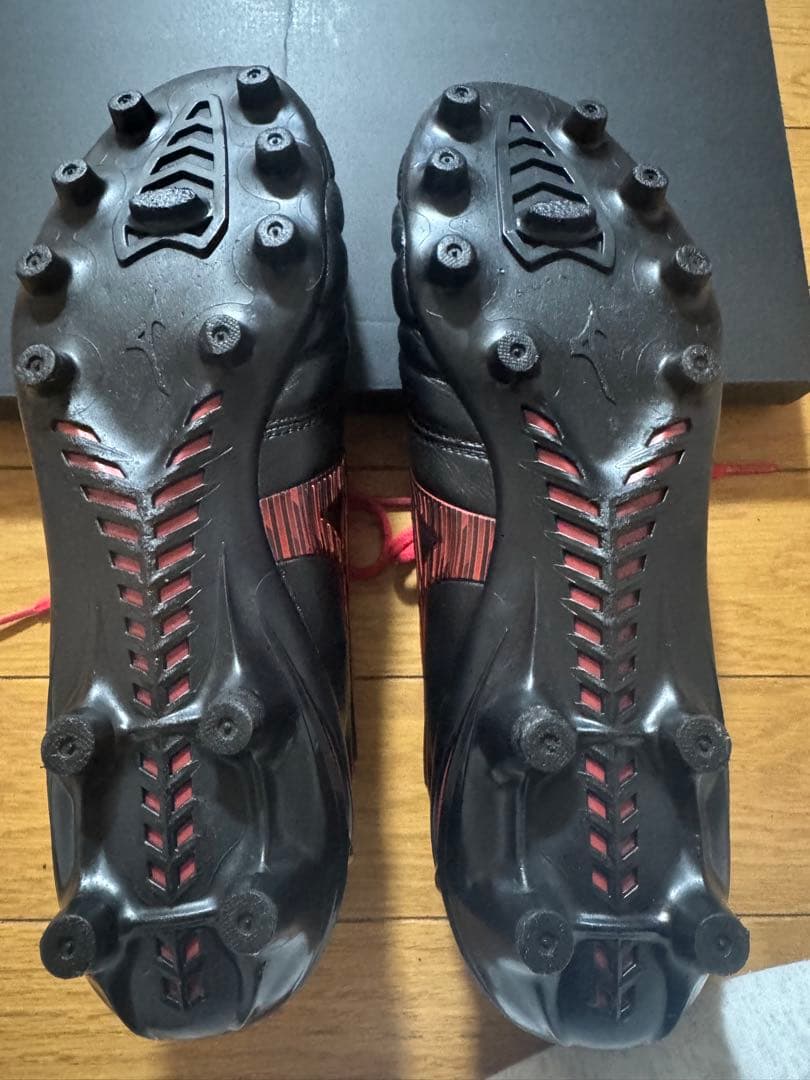 Mizuno Morelia Neo 4 サッカーシューズ 限定カラー