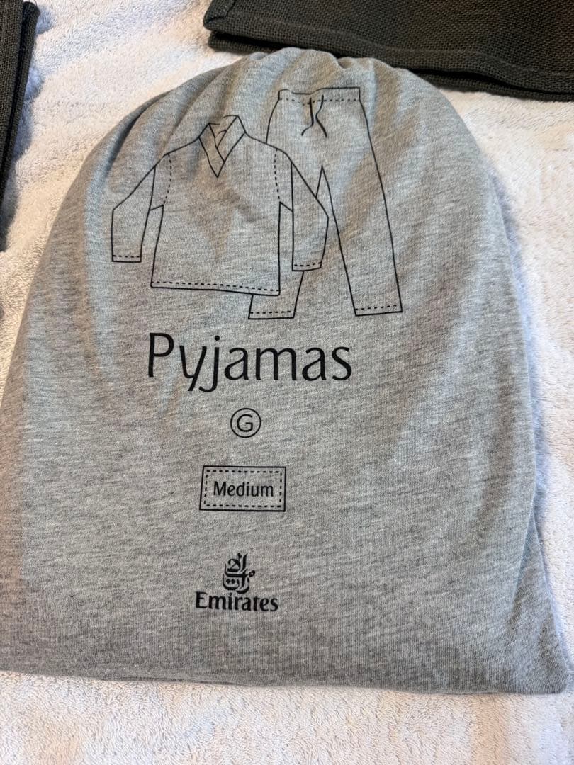 エミレーツ航空★ファーストクラス★アメニティーセット★