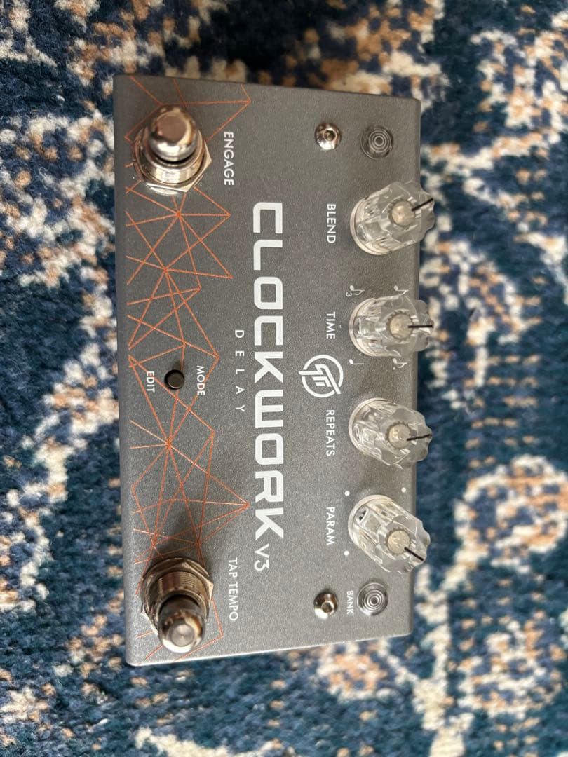 CLOCKWORK V3 ディレイエフェクター