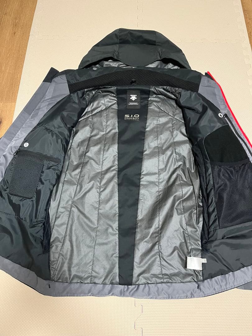 DESCENTE S.I.O スキーウェア上下セット　Mサイズ