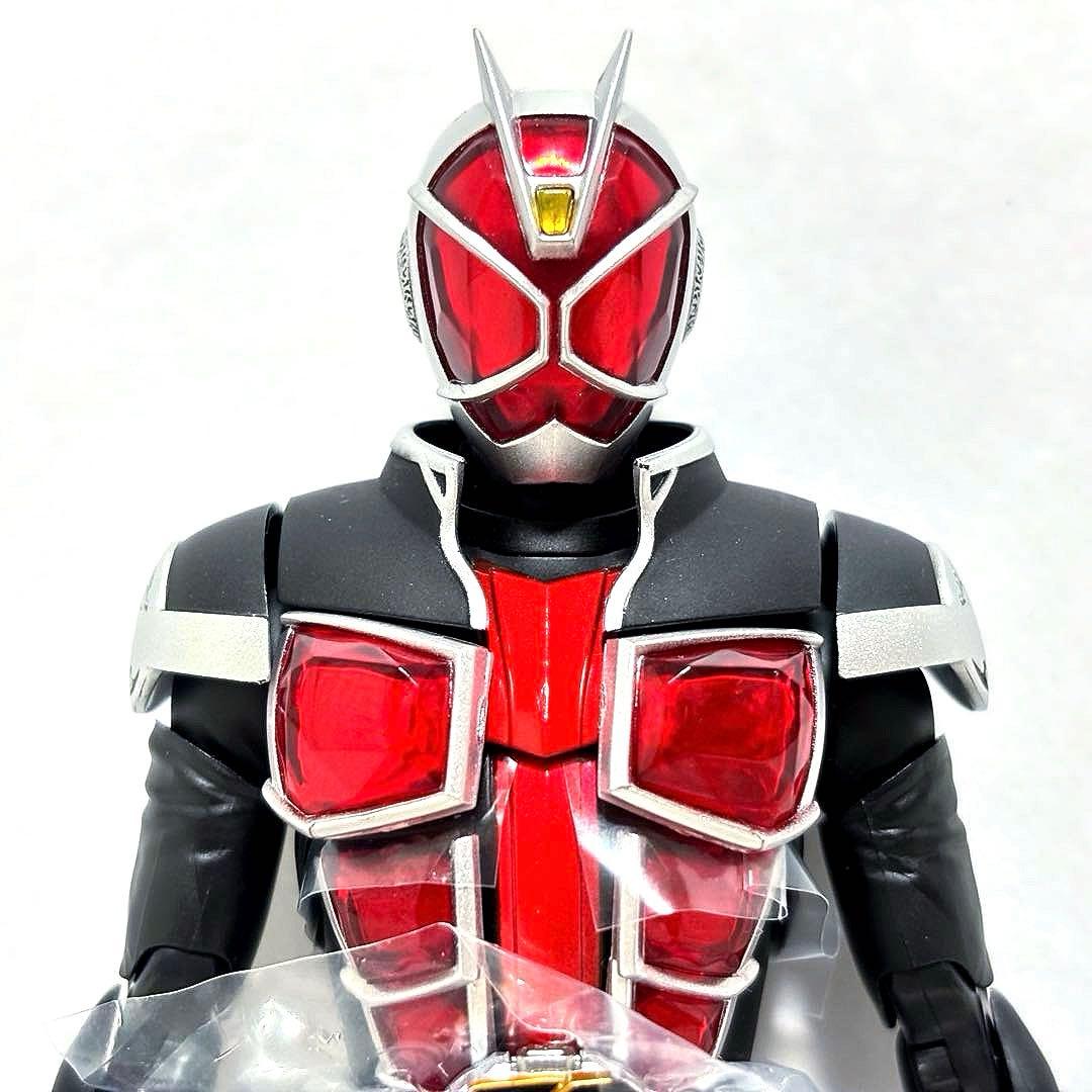 S.H.Figuarts（真骨彫製法） 仮面ライダーウィザード フレイムスタイル
