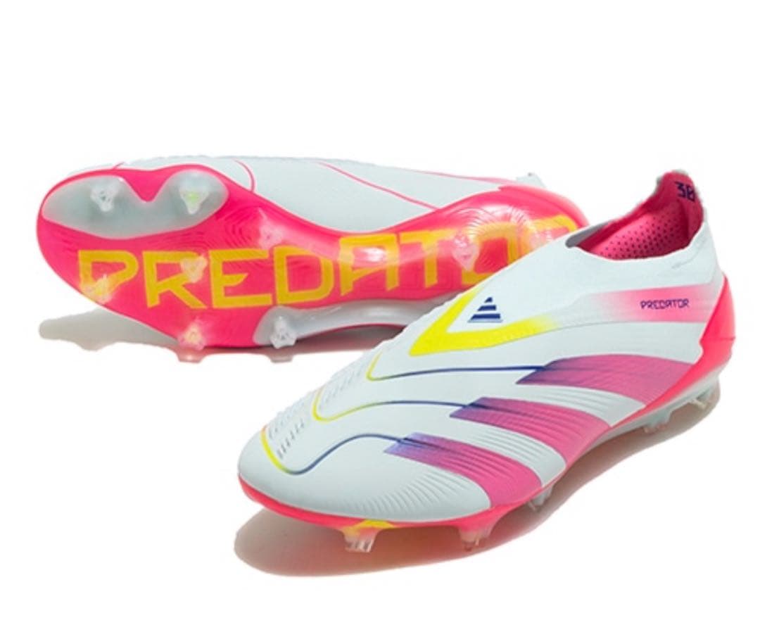 アディダス プレデター サッカーシューズ