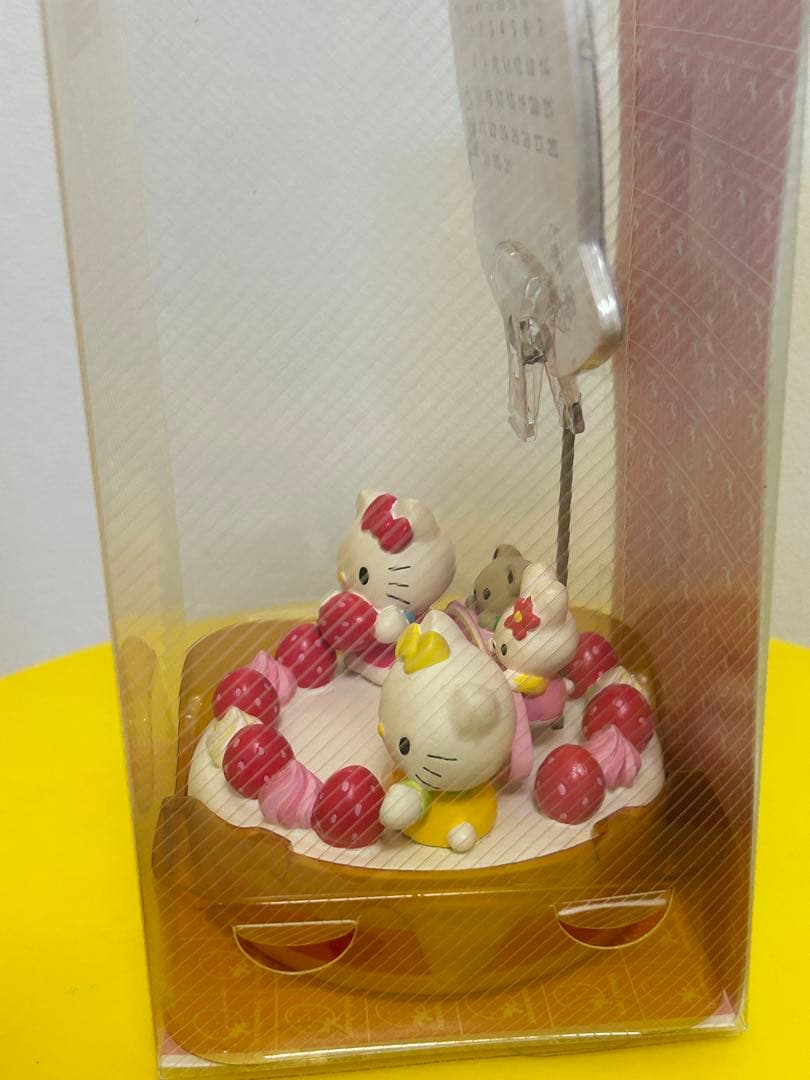 レトロ　ハローキティ カレンダー　フィギュア　ショートケーキ　未開封品