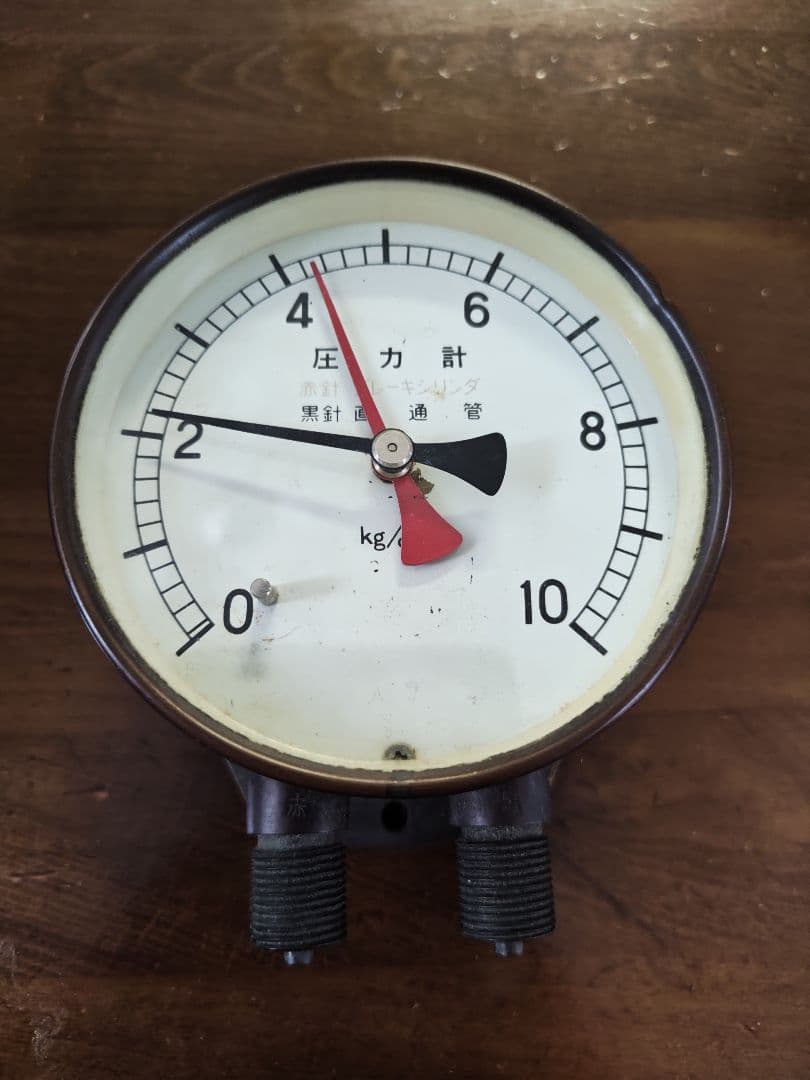 電車　ブレーキ　圧力計