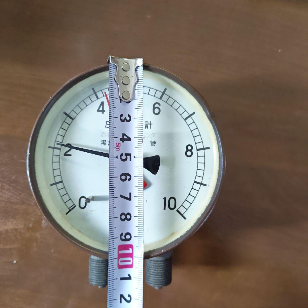 電車　ブレーキ　圧力計