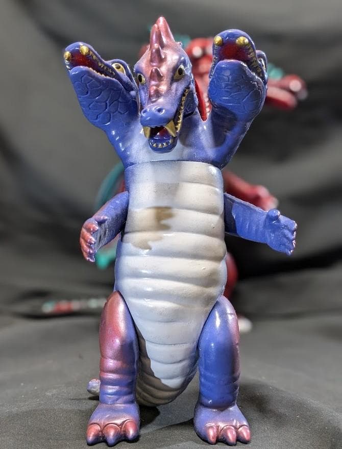 ジャイアント＆スタンダード　三つ首竜「スペクトルマン」（マスダヤ復刻）２体セット