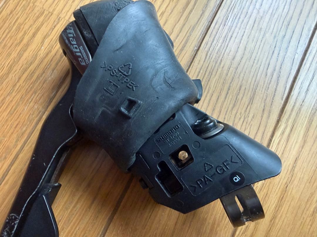 シマノ　ティアグラ　ST-4700 2-10速　左右セット