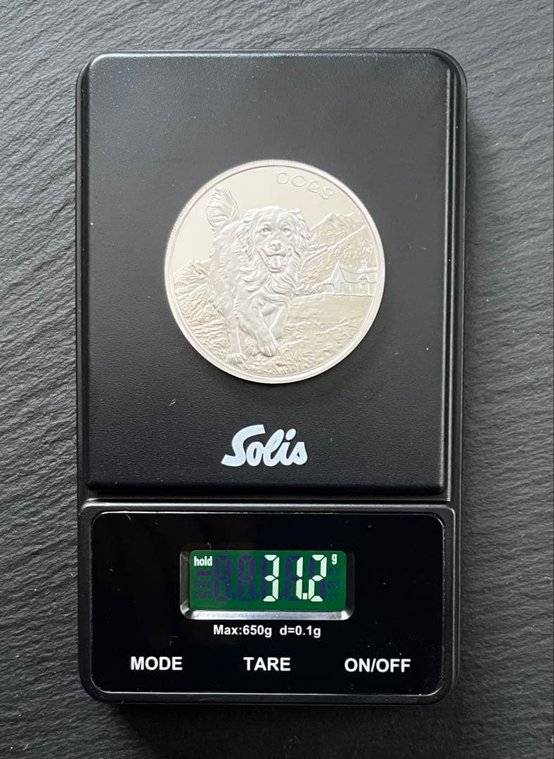 【未使用】フィジー 2022年 『草原を駆ける犬』1オンスBU銀貨・カプセル入り