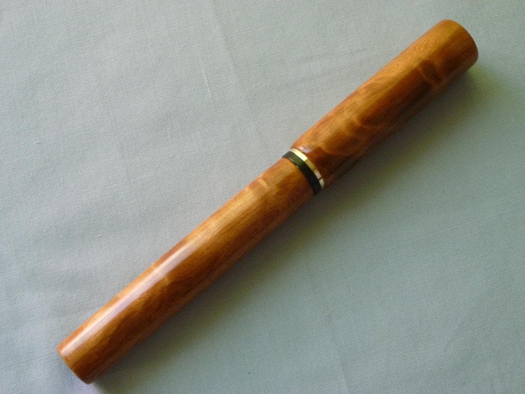 屋久杉光明・トラ杢万年筆