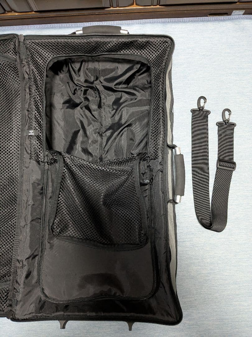 K２ 大容量 キャリーバッグ（新品、未使用）