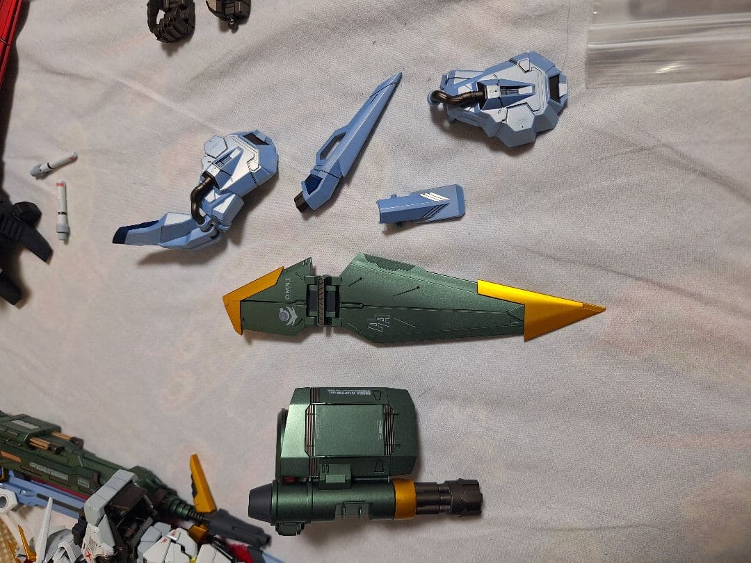 PG パーフェクトストライクガンダム　塗装完成品