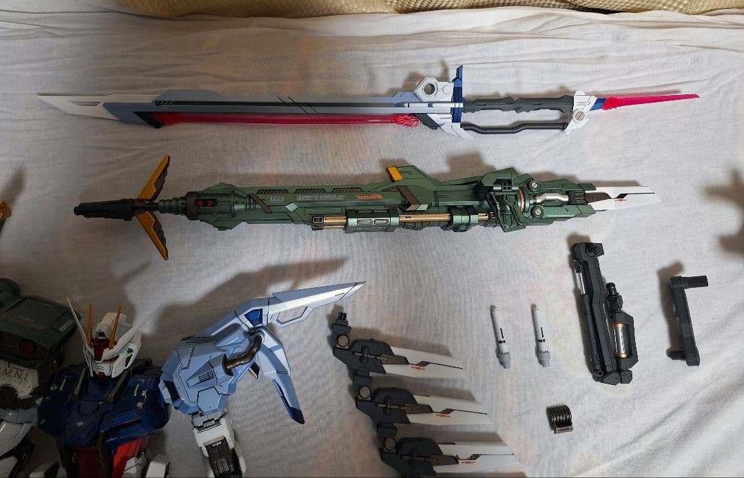 PG パーフェクトストライクガンダム　塗装完成品