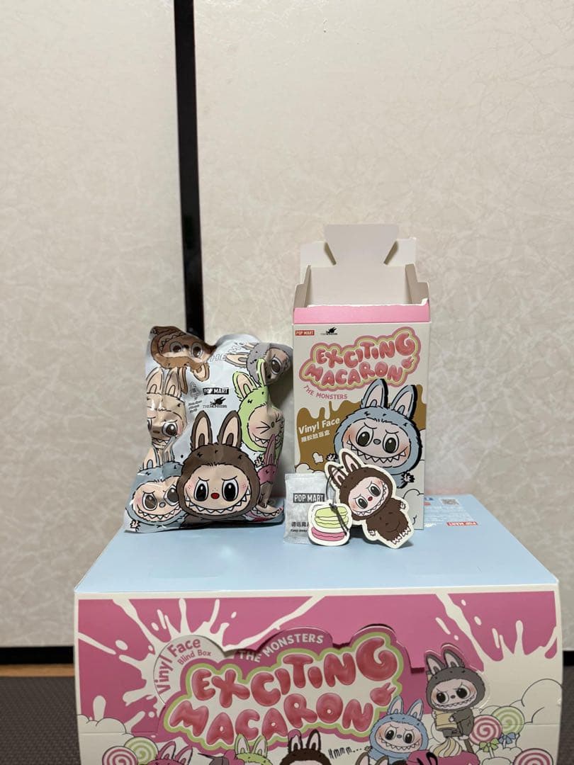 THE MONSTERS Labubuマカロン ぬいぐるみ シークレット