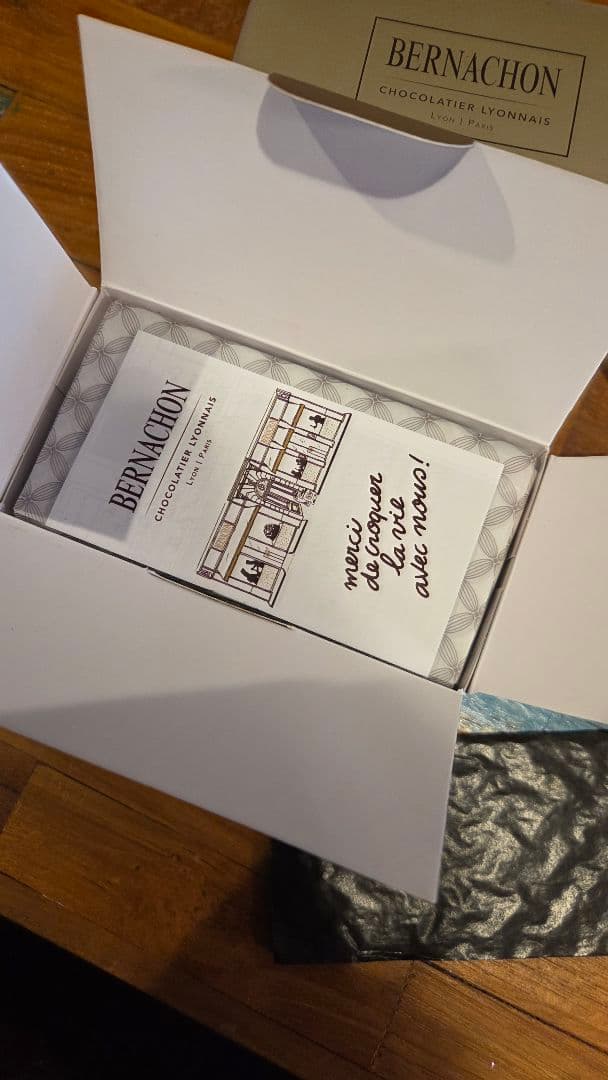 BERNACHON ギフトボックス　ベルナシオン