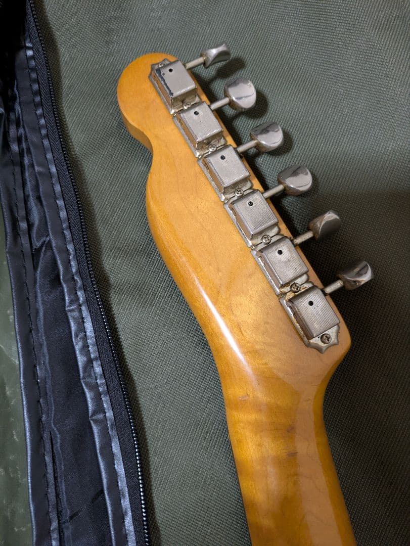 Fender japan tlc62-70 85-86 aシリアル