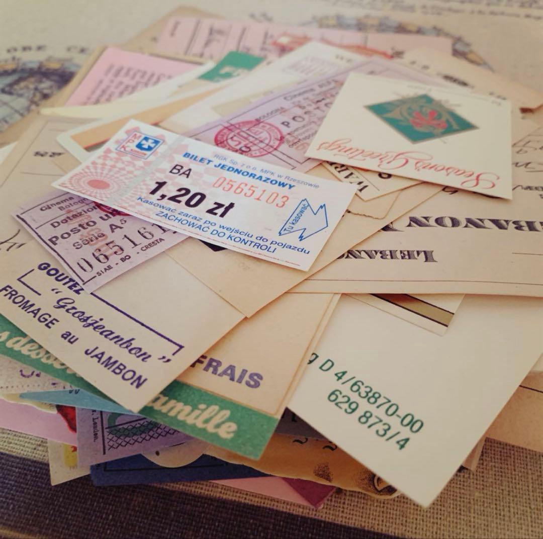 ★ 断捨離！紙もの詰め込みBOX ★ 80サイズ　海外 ヴィンテージ 紙もの