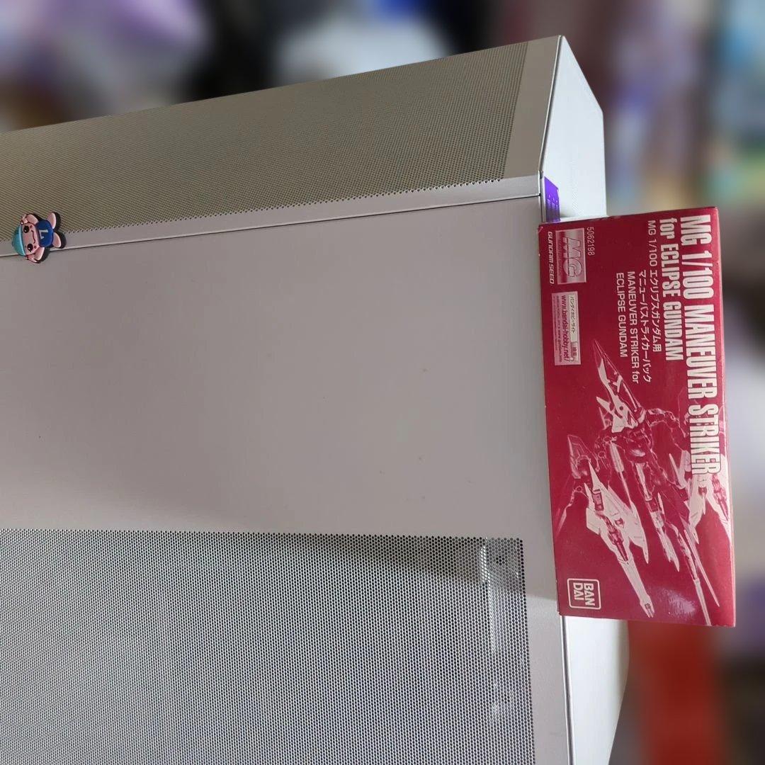 MG ECLIPSEGUNDAMとマニューバストライカーパック