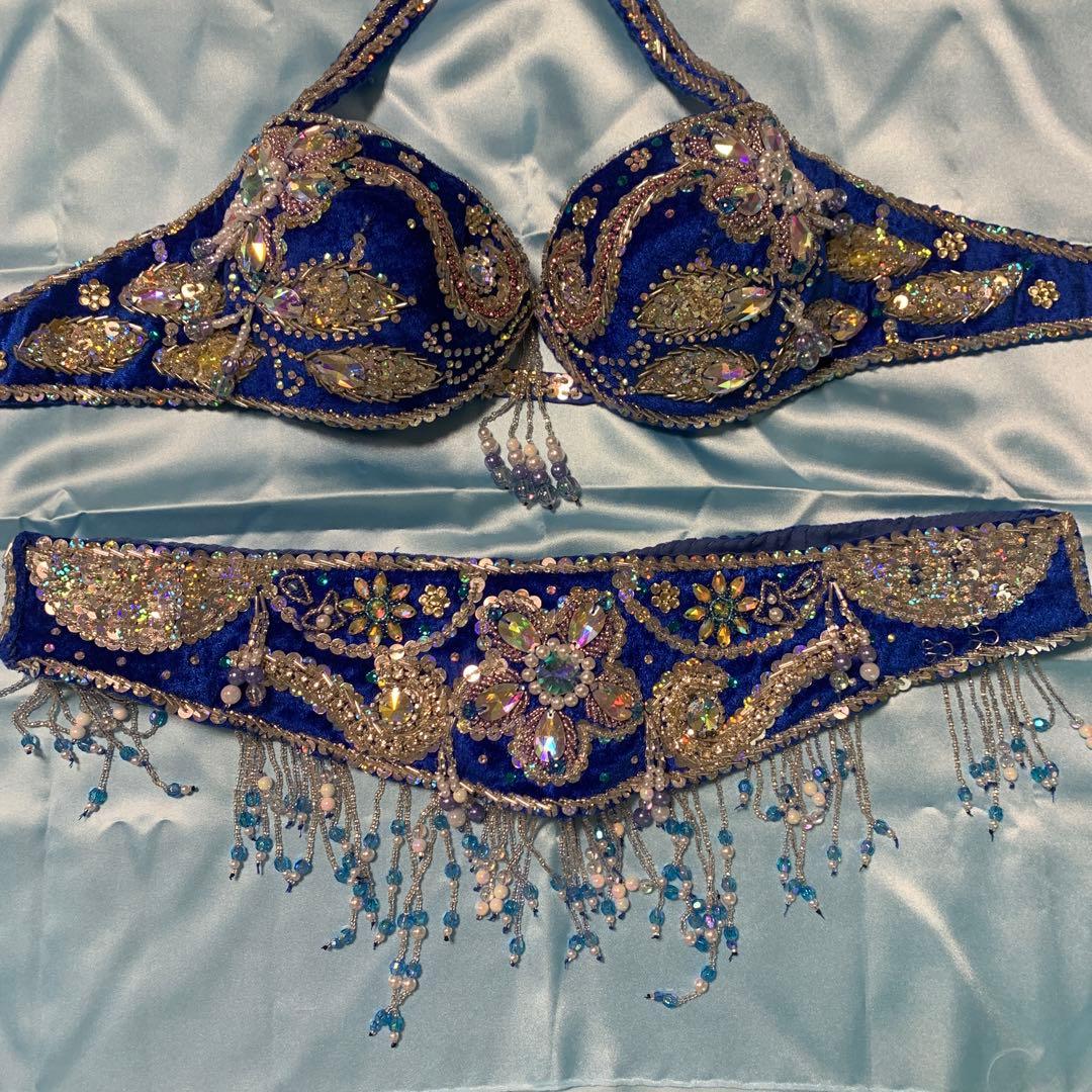 ベリーダンス 衣装　セットアップ　オリエンタル　青　ブラベルトスカート　着画あり