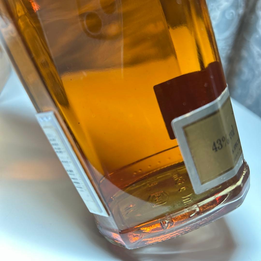 J*様 ジョニー ウォーカー 18年 ゴールドラベル 古酒