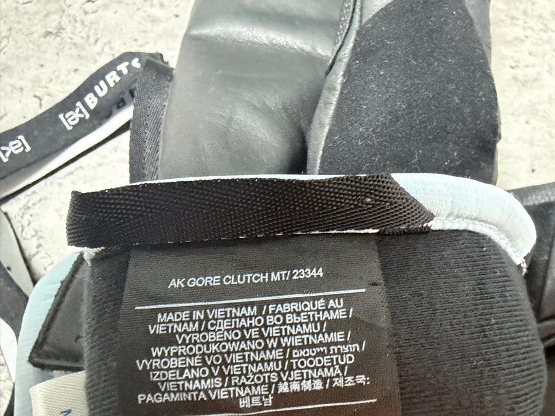 Burton [ak] GORE-TEX Clutch Mitten M 手袋