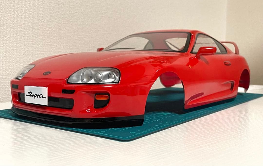 タミヤラジコンボディ　80スープラ