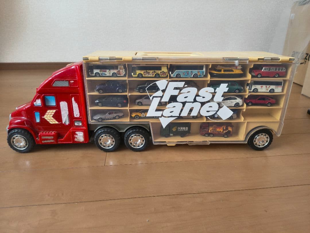 トミカFast Lane 赤いトレーラー とミニカーセット