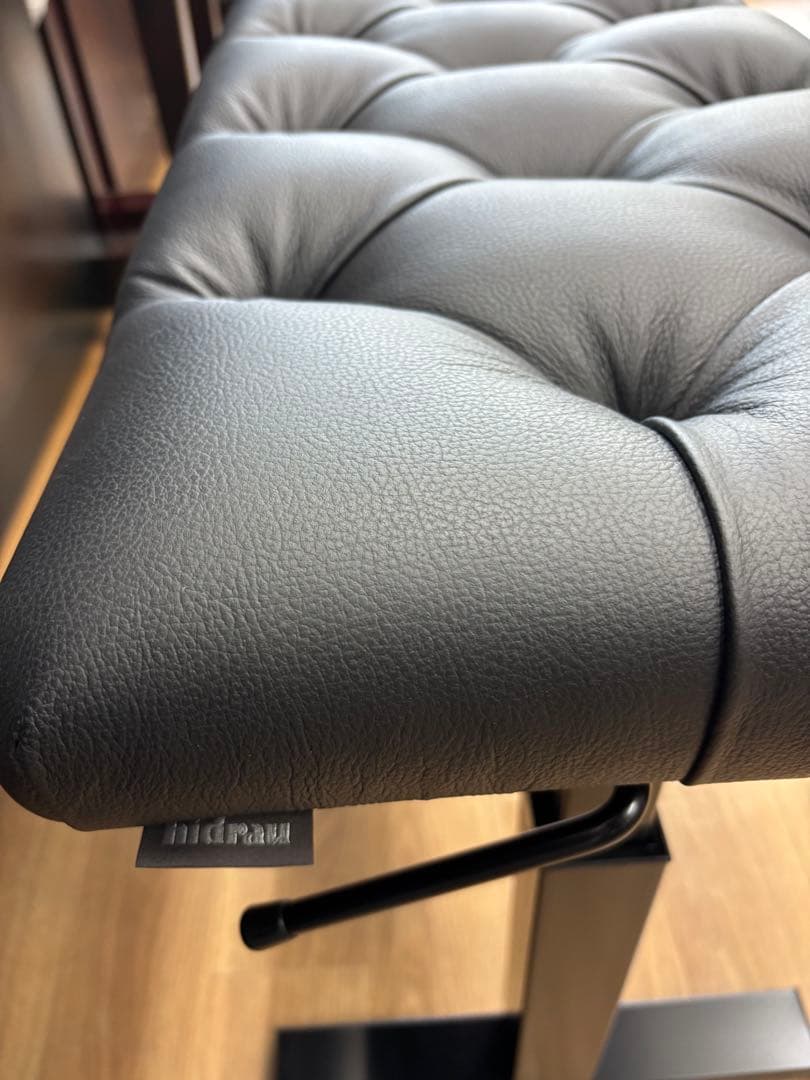 ピアノ椅子【HIDRAU / イドラウ】Boston-BM45HC 本革座面