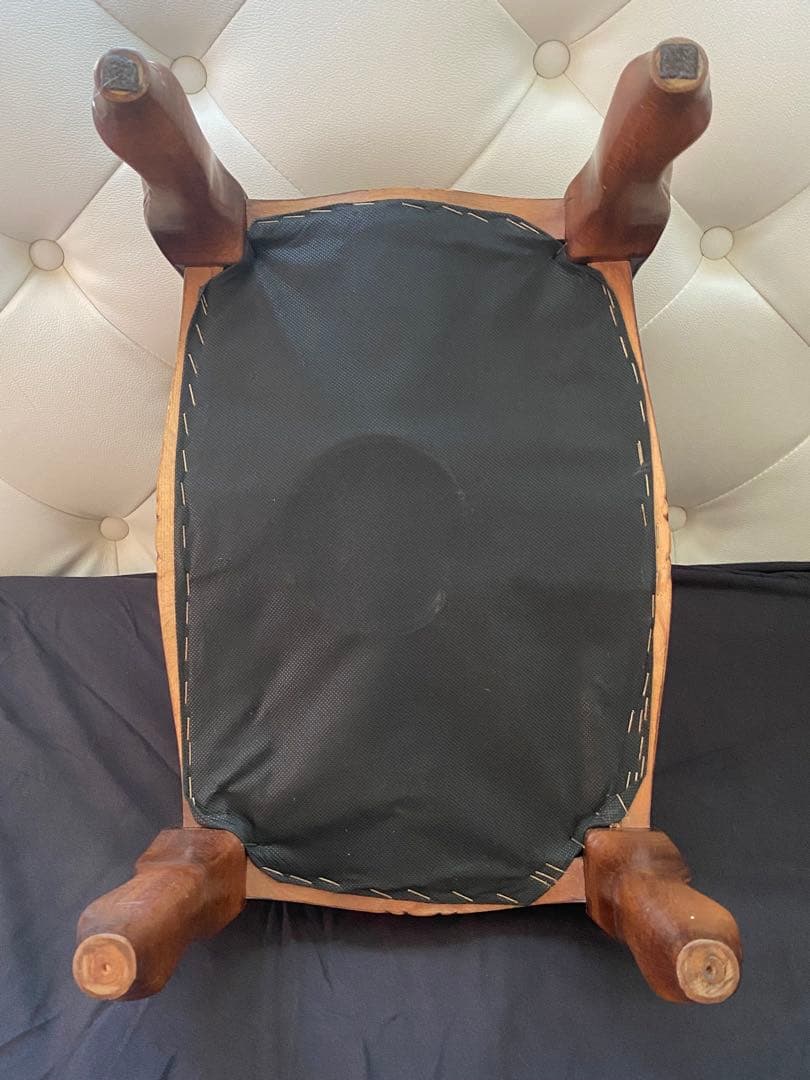 イタリア ヴィンテージ♦️高級 コンパクト ロココ スツール♦️彫刻 猫脚 鋲留