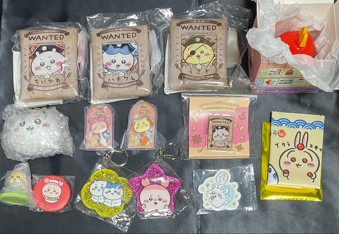 グッズまとめ売り　ちいかわ　ハチワレ　うさぎ　ボンボンドロップシール　等