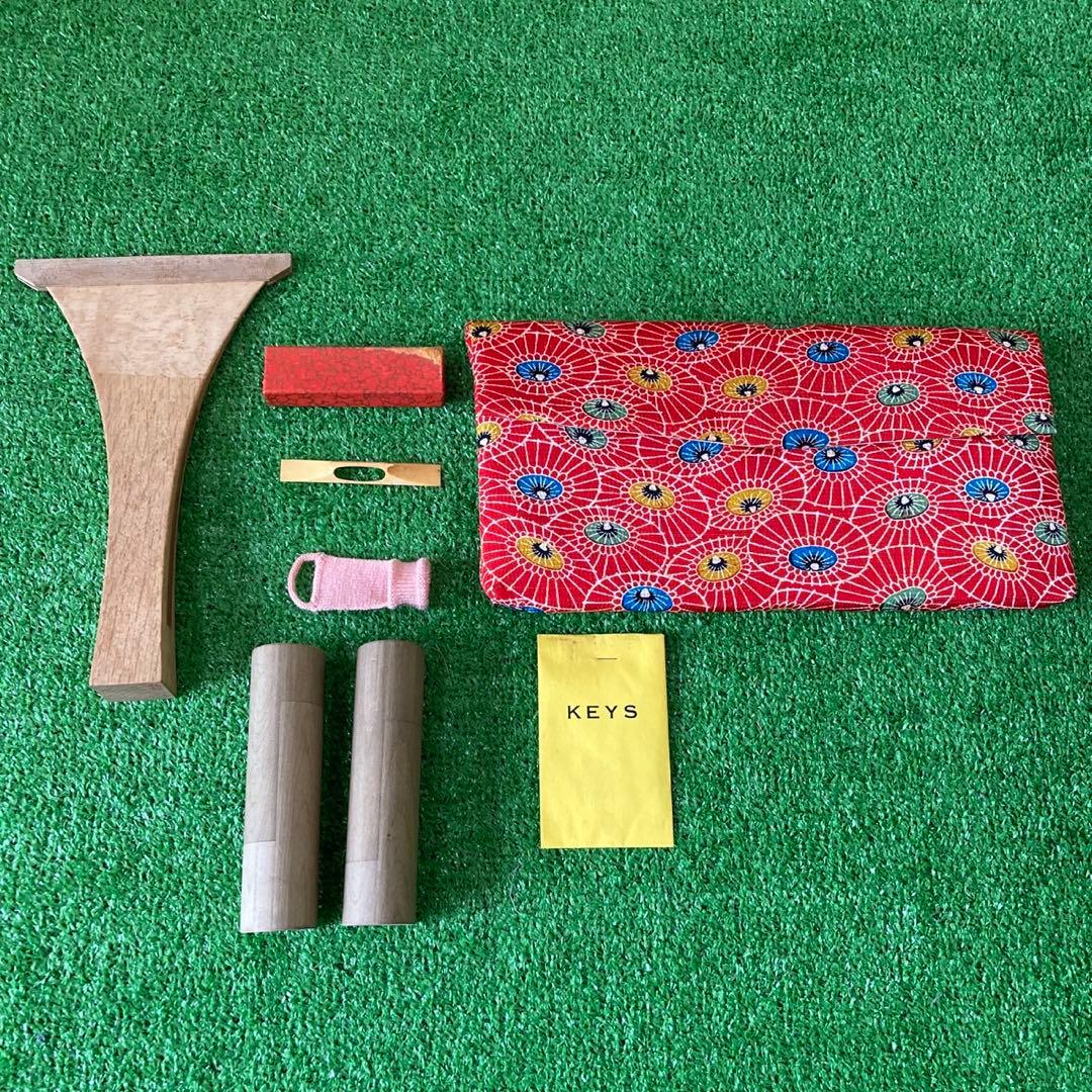 三味線　ハードケース付き　中棹　五厘大　丸打胴　付属品多数