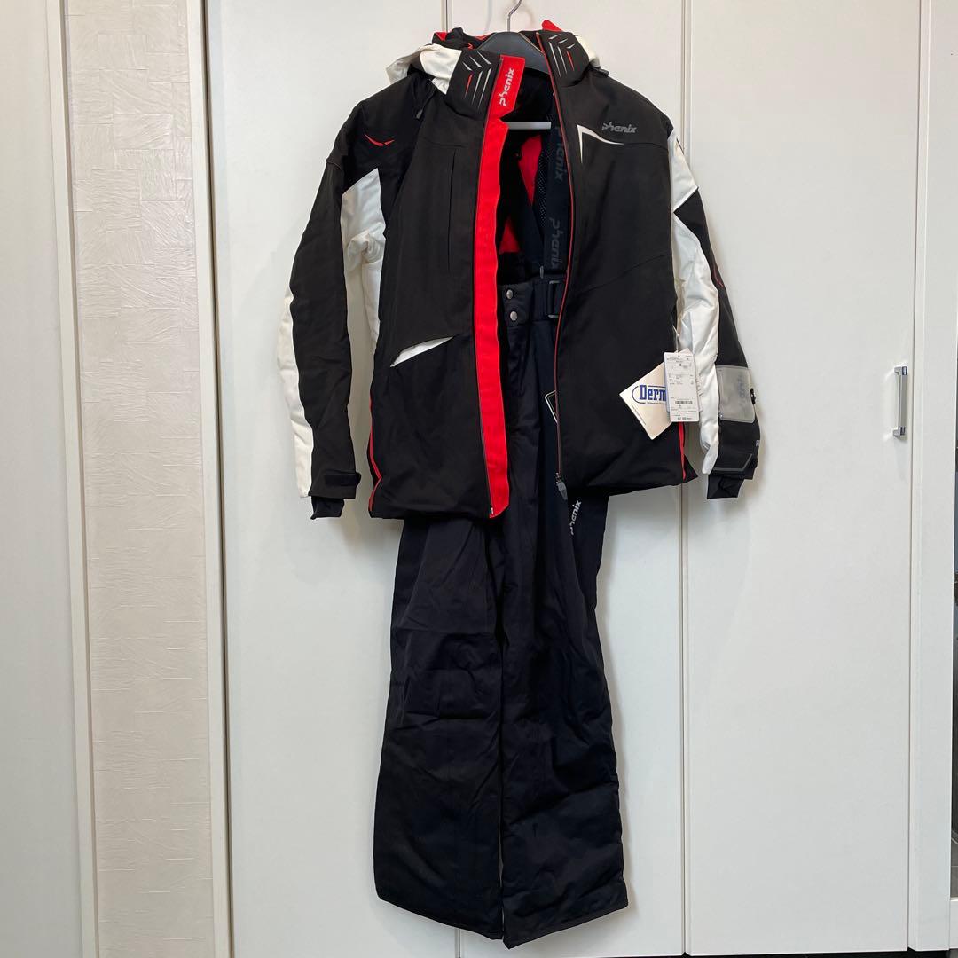 フェニックス社のスキーウェアメンズスーツ サイズは、上下共にＬサイズです。新品