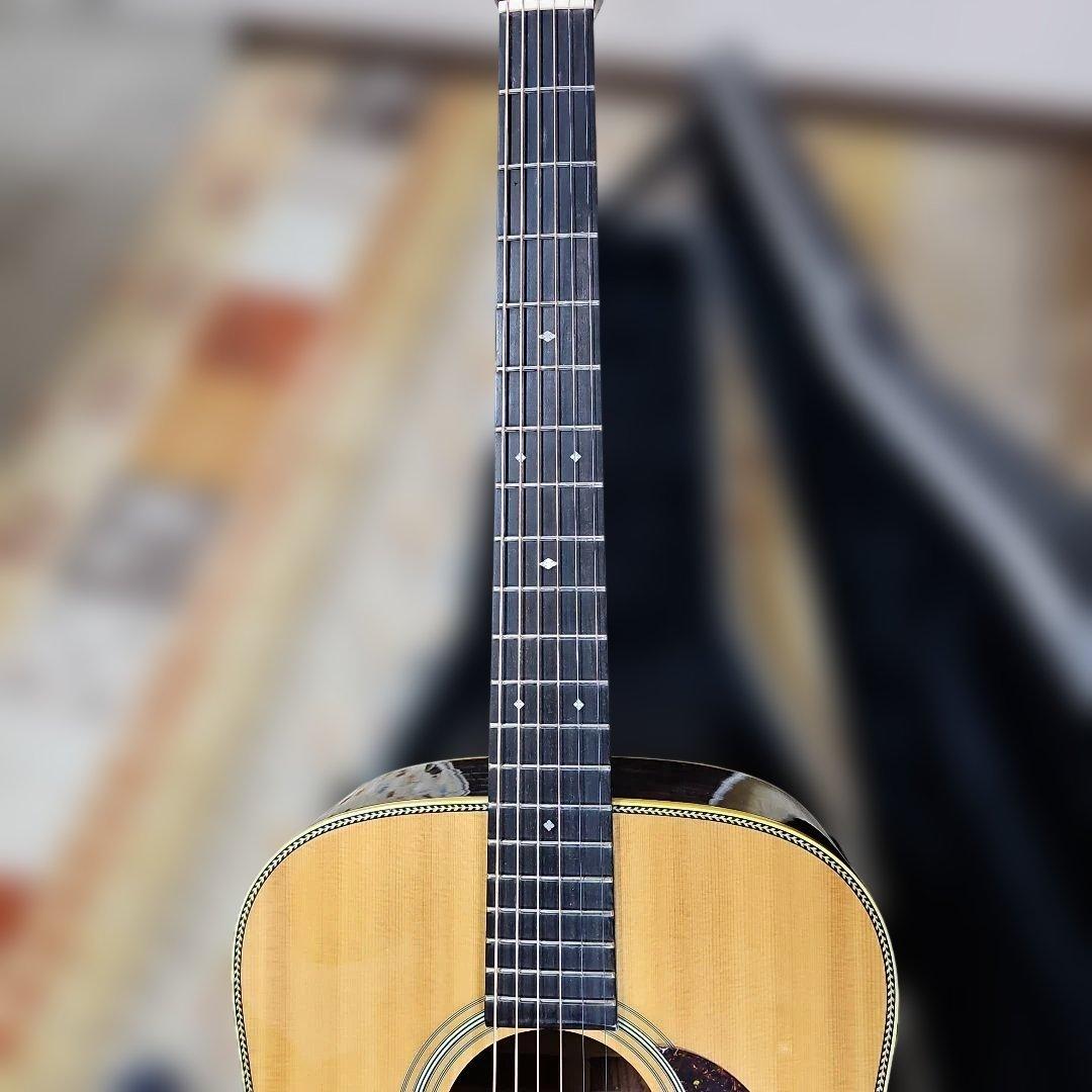 Cat's Eyes.CE118プロトタイプ オール単板。ハードケース付き