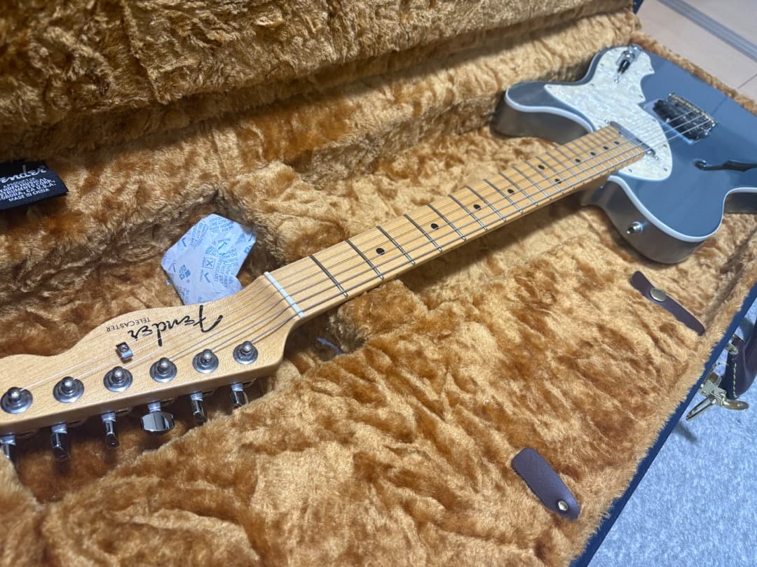 ギター Fender TelecasterThinline American Elite