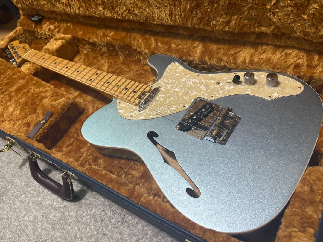 ギター Fender TelecasterThinline American Elite