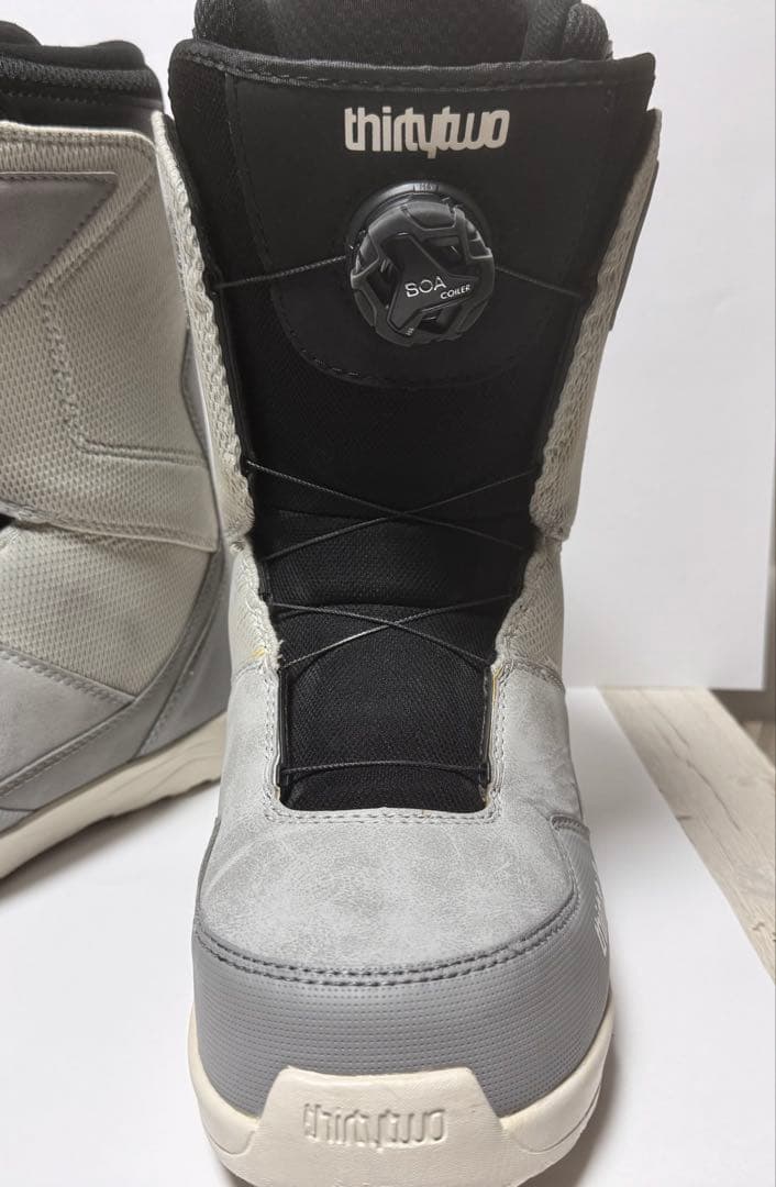 thirtytwo shifty BOA 26.5cmグレー/黒ワンシーズン４回