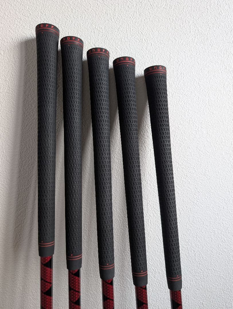 クリスマス　ONOFF 赤 2024 アイアンセット 5本セット