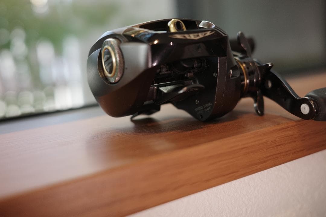 【美品】Steez 100HL ベイトリール 左ハンドル 中古