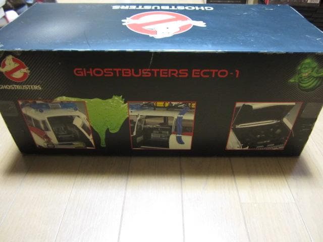 ホットウィール　全開閉　1/18 ゴーストバスターズ ECTO-1 ELITE