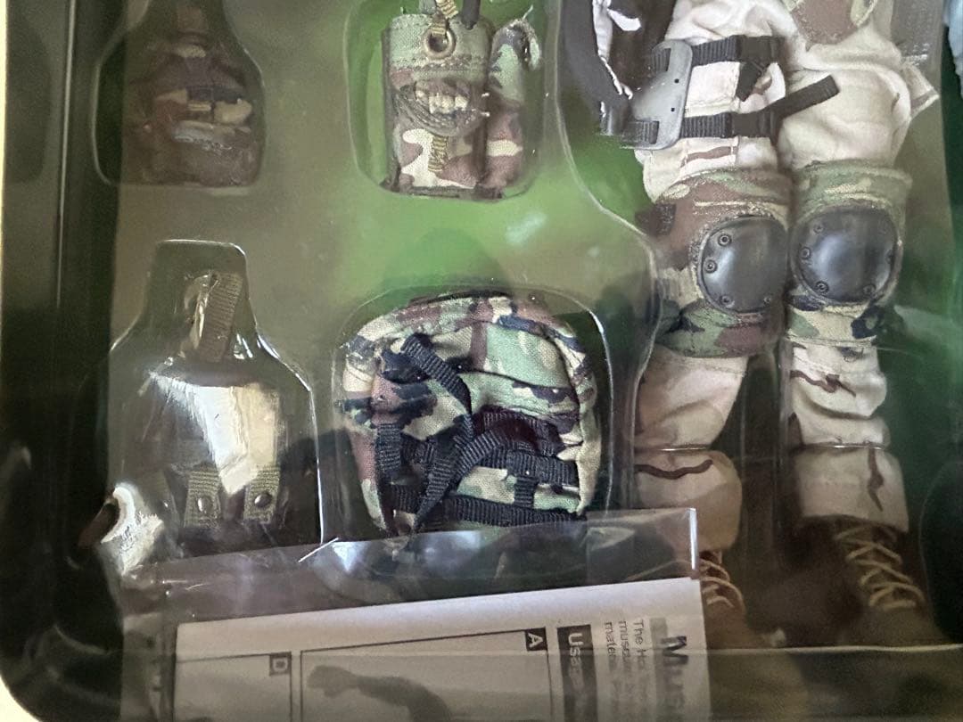 ホットトイズ HotToys 1/6 GREEN BERET 未開封