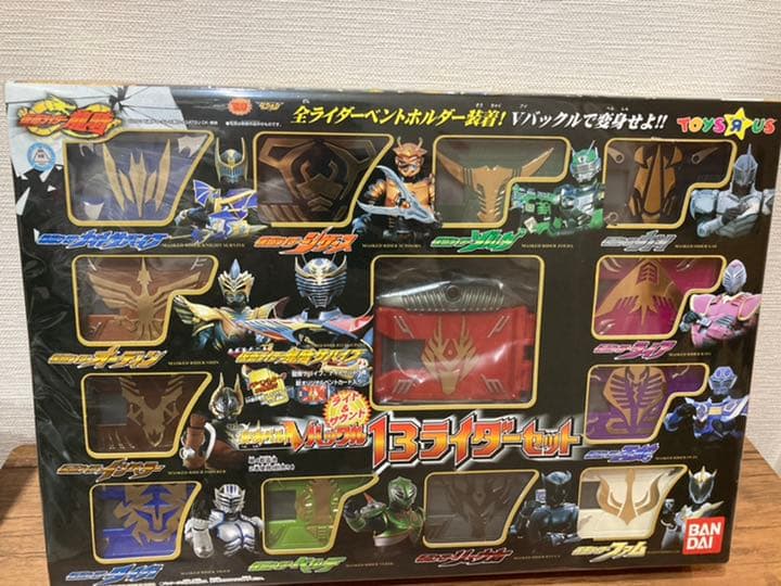 仮面ライダー龍騎 トイザらス限定 変身ベルトVバックル 13ライダーセット