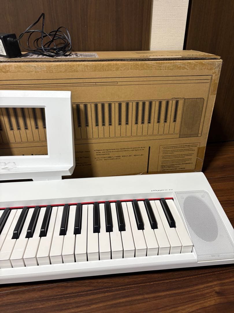ヤマハ YAMAHA 電子キーボード piaggero ホワイト NP-32WH